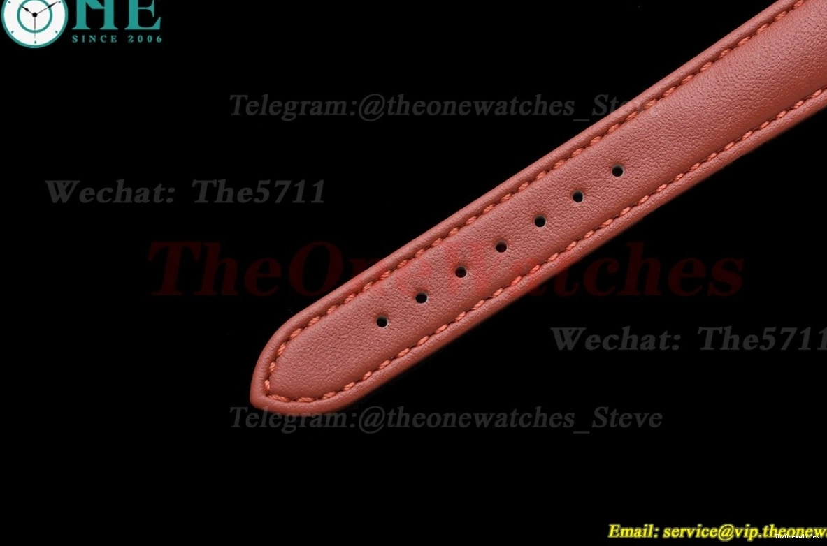 Tank Strap Quartz K11F On Red Leather White Must dial Small 0404
